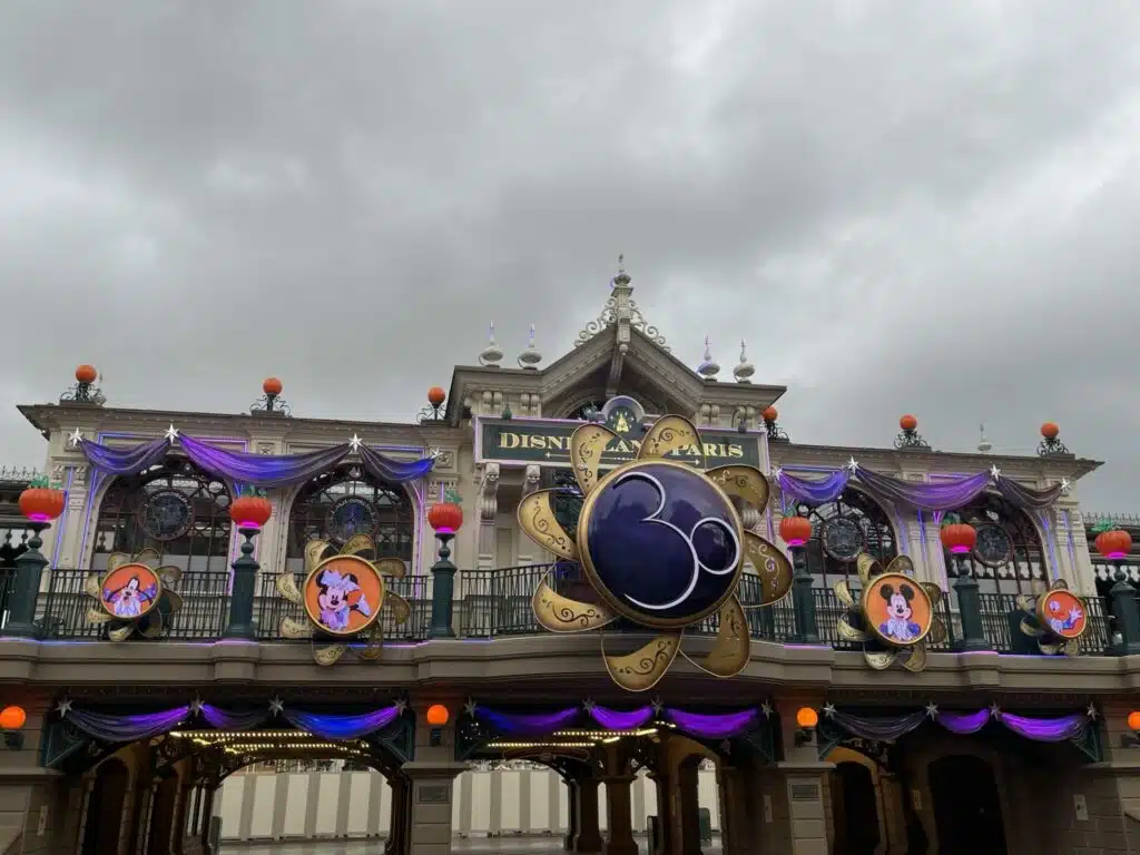 Don’t let the weather impact your Disneyland Paris visit!